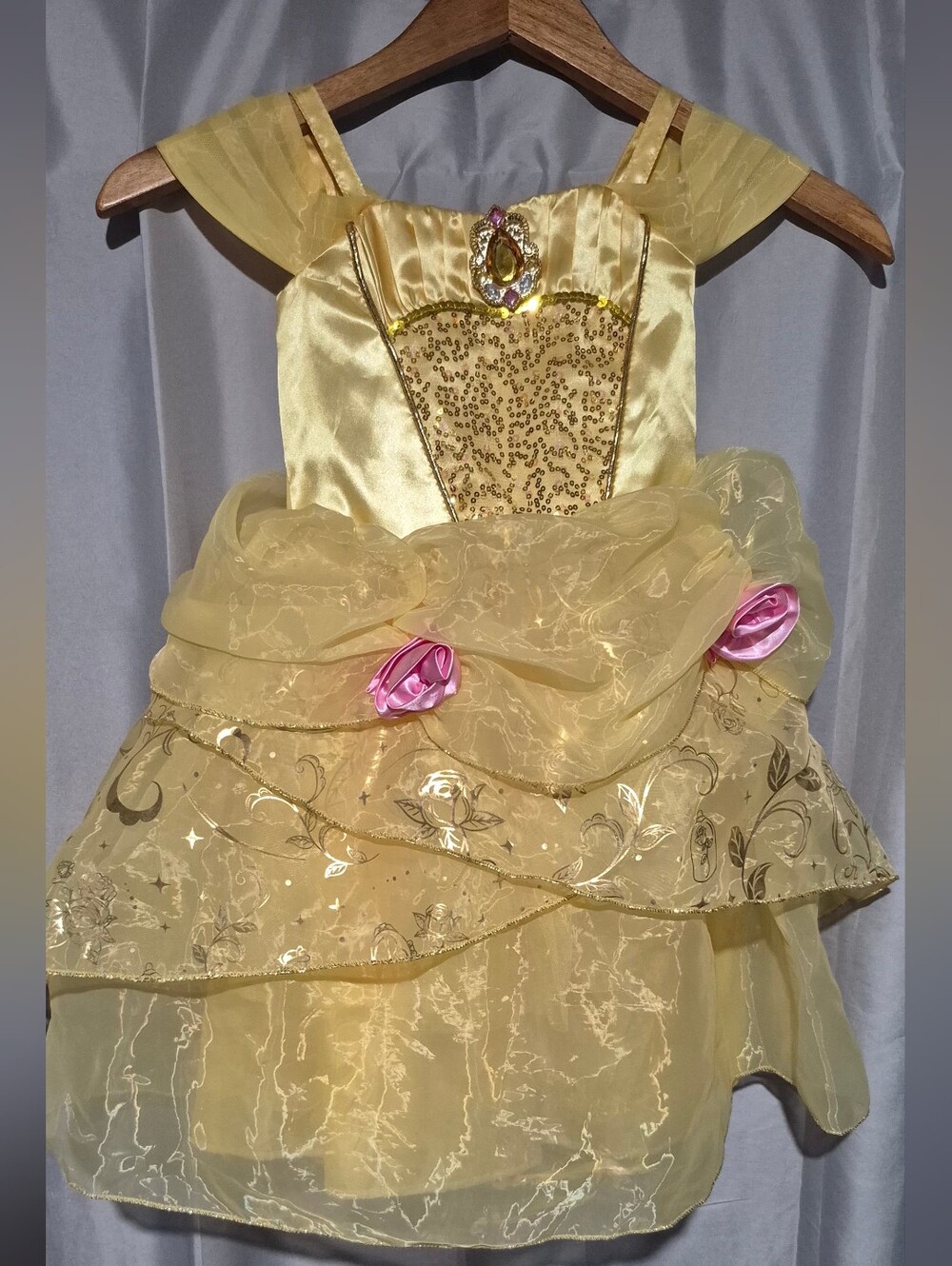 Disney Beauty And The Beast Belle Satin Bodice Broach Roses